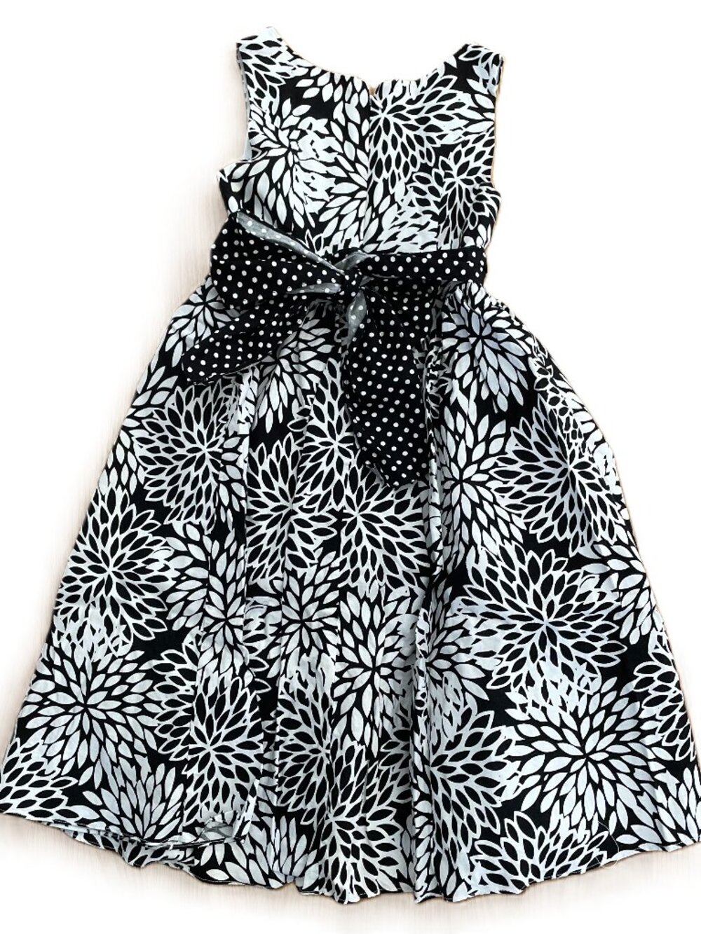 Sweet Heart Rose Summer Cotton No Sleeve Tie Back Dress Black & White Girls Sz 8